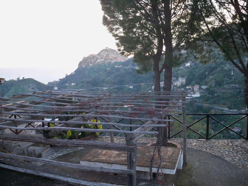 カステルモーラ Rifugio Dei Tre Piniゲストハウス エクステリア 写真